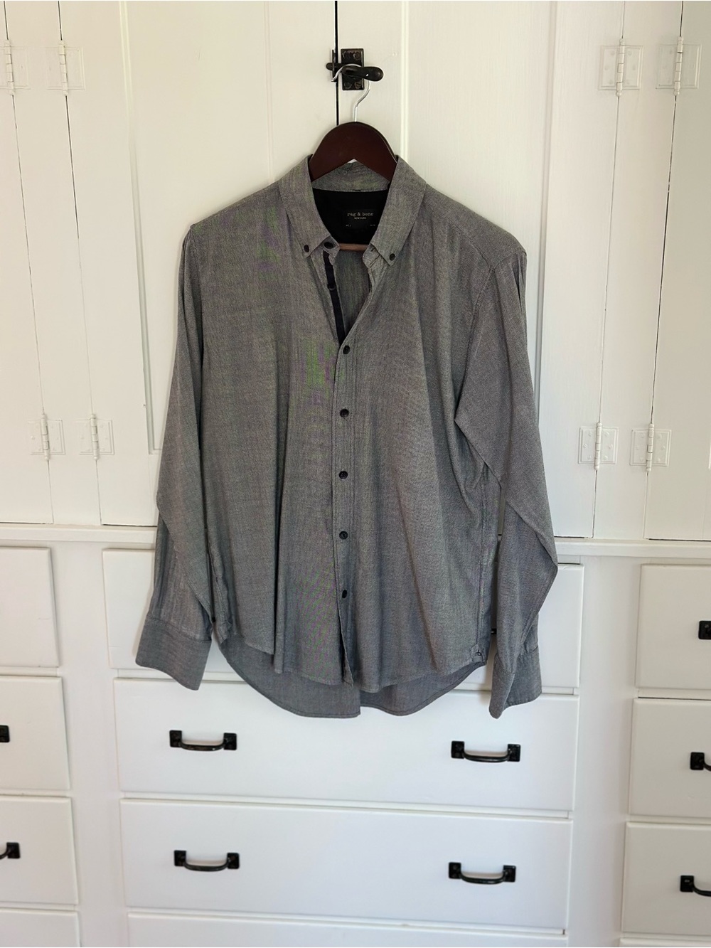 rag & bone Men's Gray Button-Down Shirt - Subtle Pattern
